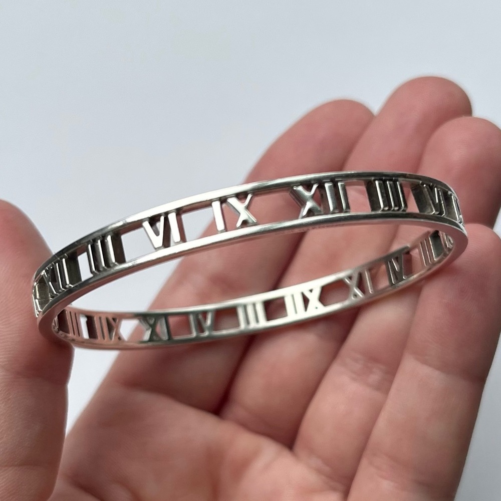 Tiffany & Co. Atlas Bangle